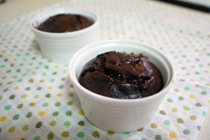 [烘焙] 超簡易 巧克力岩漿蛋糕